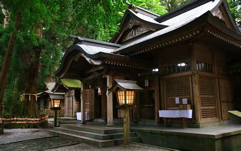 高千穂神社 レビュー - 神々の遊び場か、それとも時間の迷宮か？